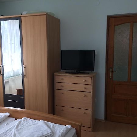 Cedrus Apartmanhaz - Cedrus Koez 7 Zalakaros 佐洛卡罗斯 外观 照片